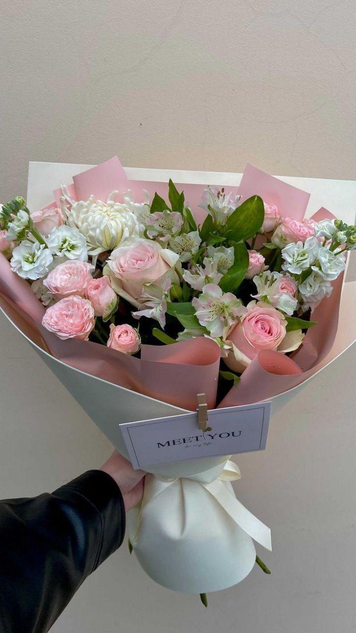 Harbor Pine Gentle workshop space where corporate flower arrangements are designed and prepared for business delivery